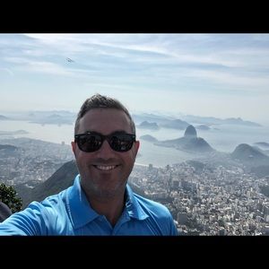 Meet your Posher, Andres